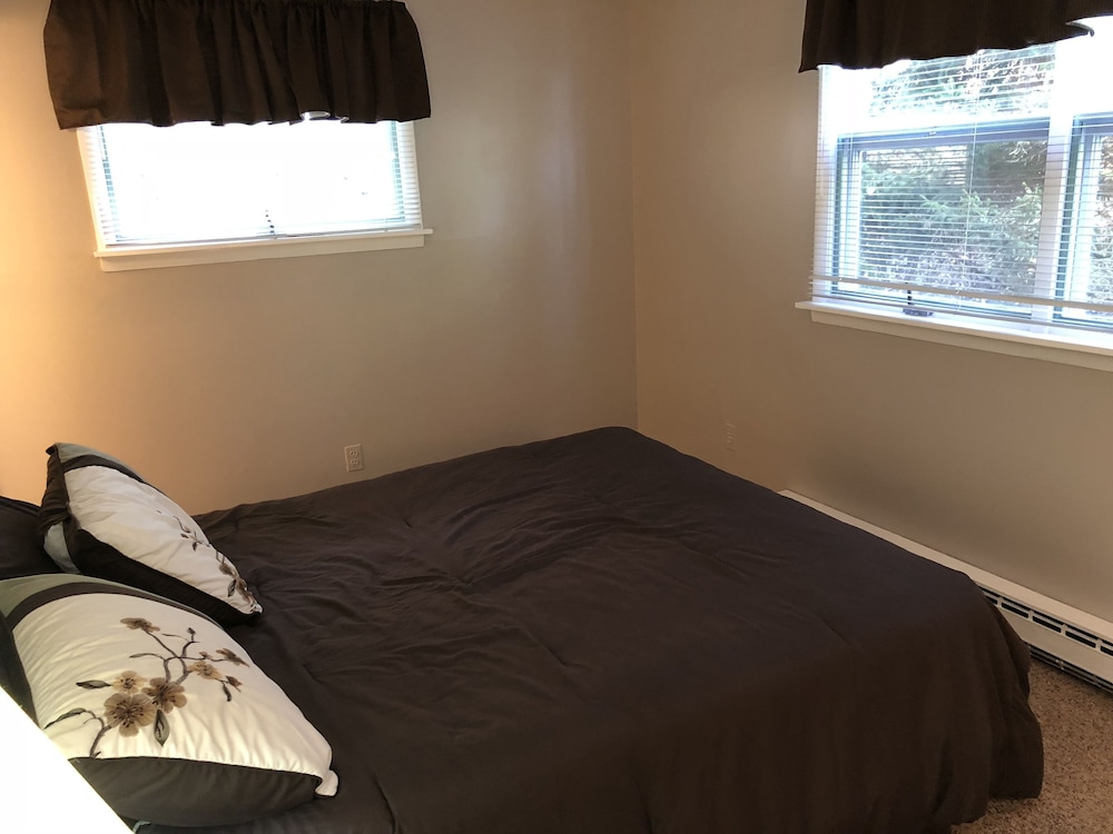 House, Multiple Beds, Mountain View (Silver Spring Chalet) photo 3