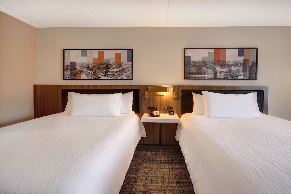 Room, 2 Queen Beds, Accessible - Photo 2