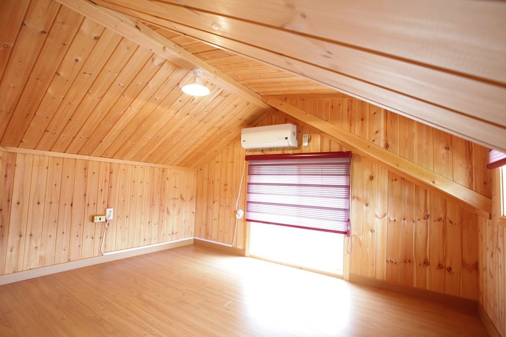 Basic Duplex, 2 Bedrooms photo 1