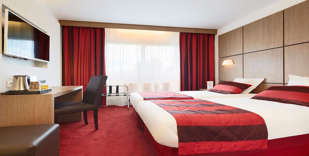 Standard Room, 2 Twin Beds - Photo 2