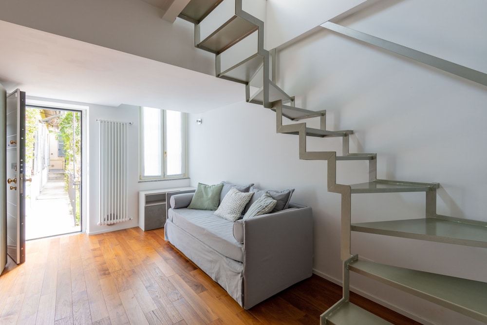 Luxury Apartment Via Voghera 6