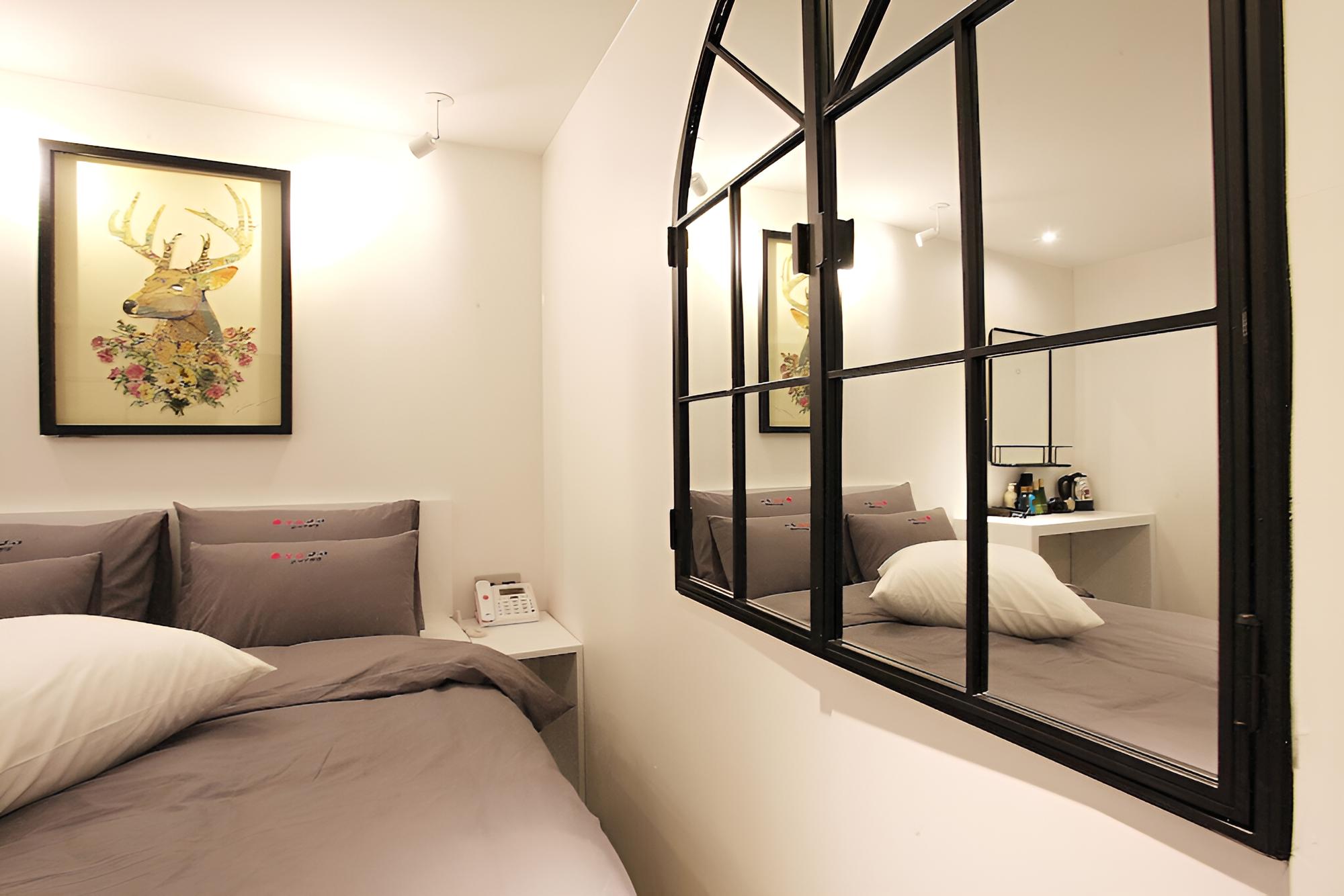Room (Standard (Netflix Disney+ Tving avail) - Photo 4