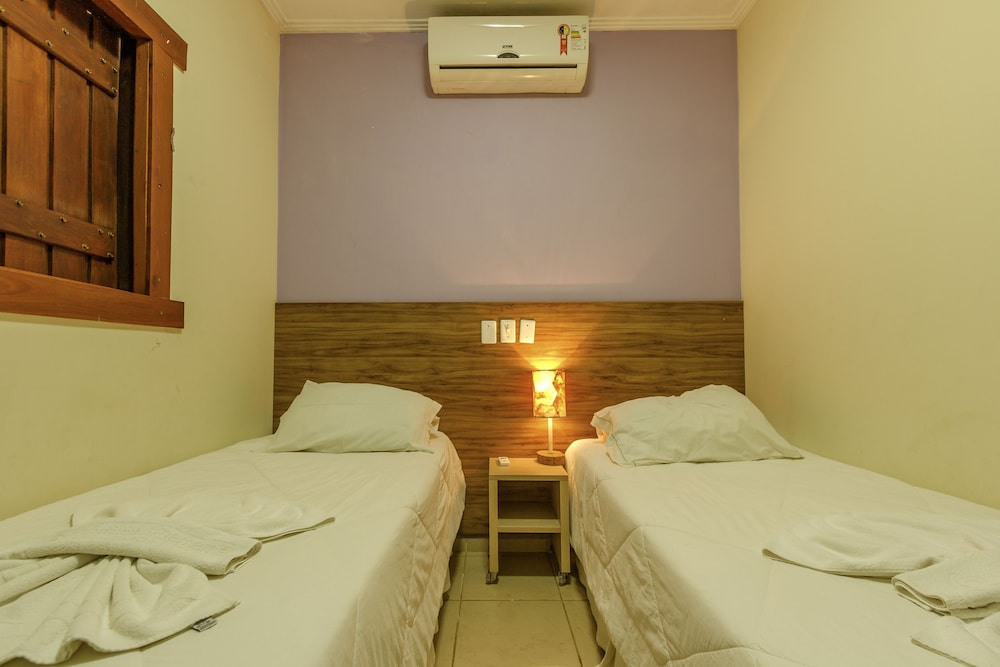 Standard Double or Twin Room, Multiple Beds photo 2