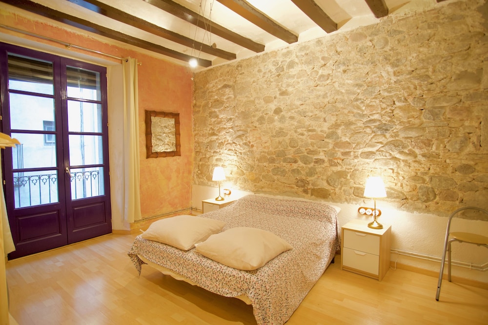 Apartment, 2 Bedrooms, City View photo 3