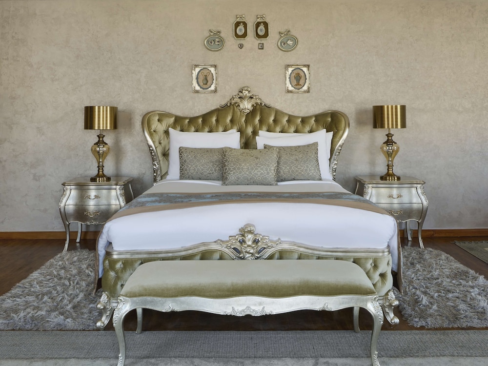 Superior Suite, 1 Bedroom, Club Lounge Access, City View (Palace Suite)