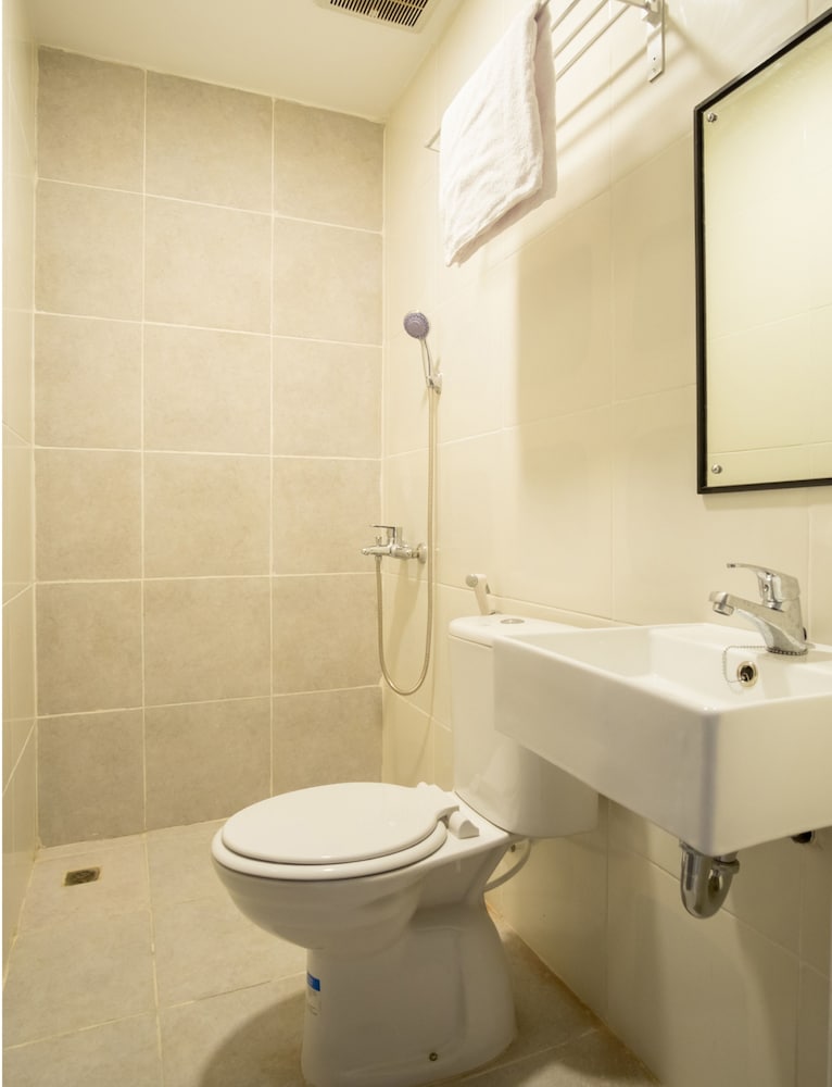 Standard Double Room - Photo 4