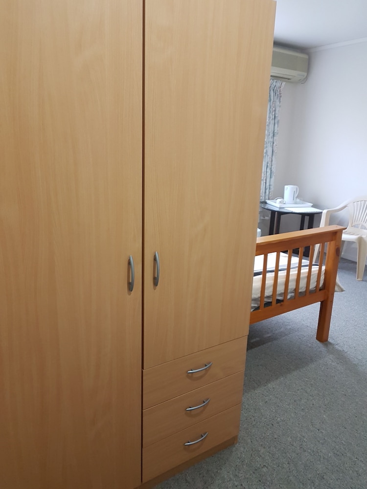 Standard Single Room photo 2