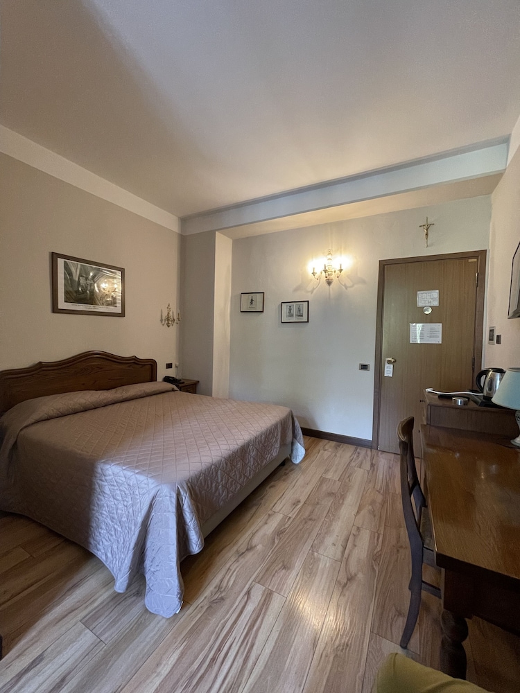 Standard Double Room, Terrace - Photo 1