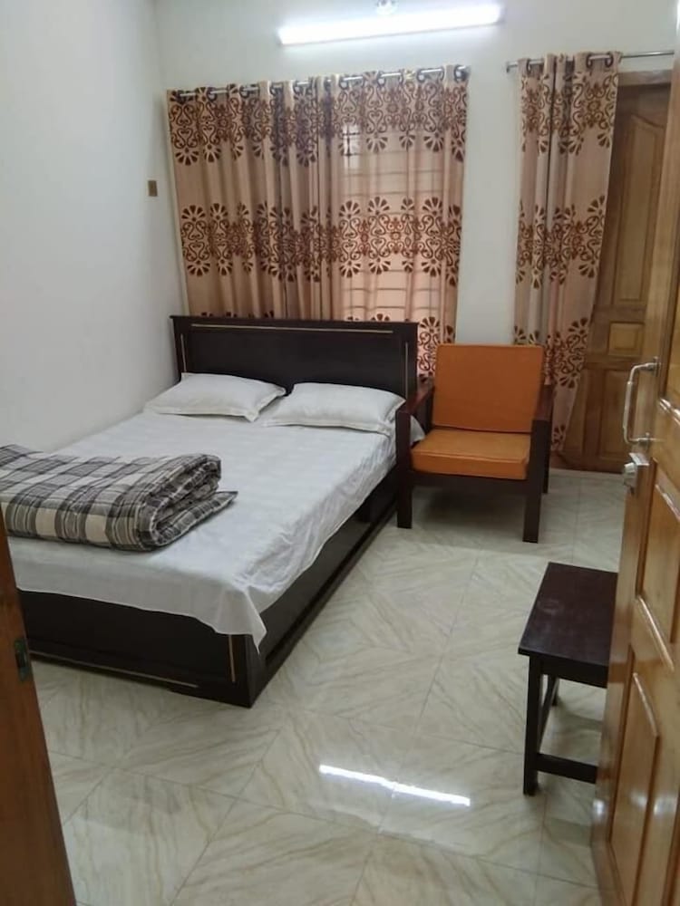 Comfort Room photo 2