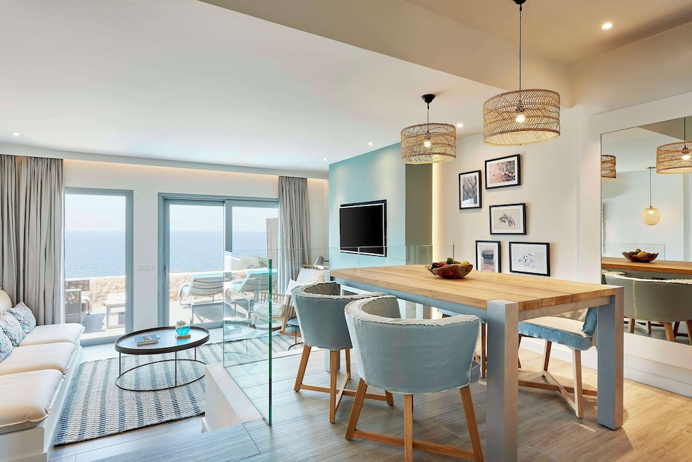 Deluxe Duplex, Sea View (Cliff Pool Suite)