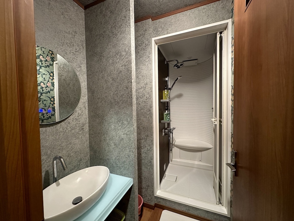 Deluxe Room, Non Smoking - Photo 2