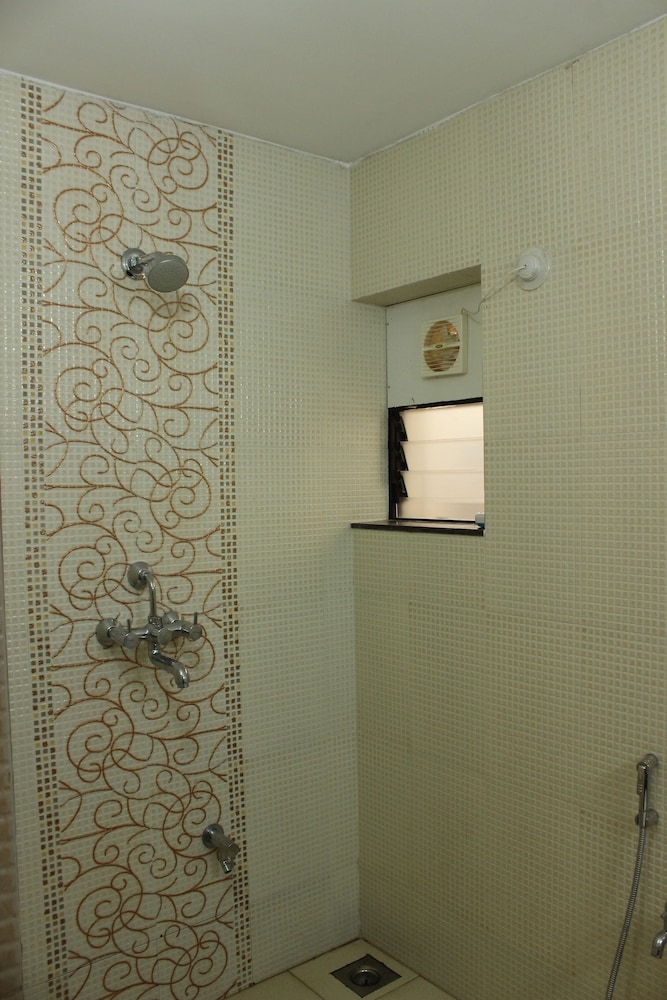Double or Twin Room photo 2