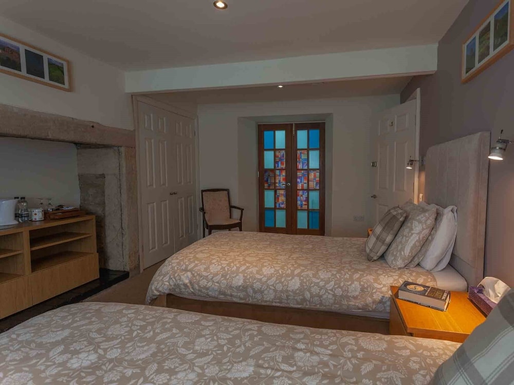 Twin Room, Ensuite - Photo 3