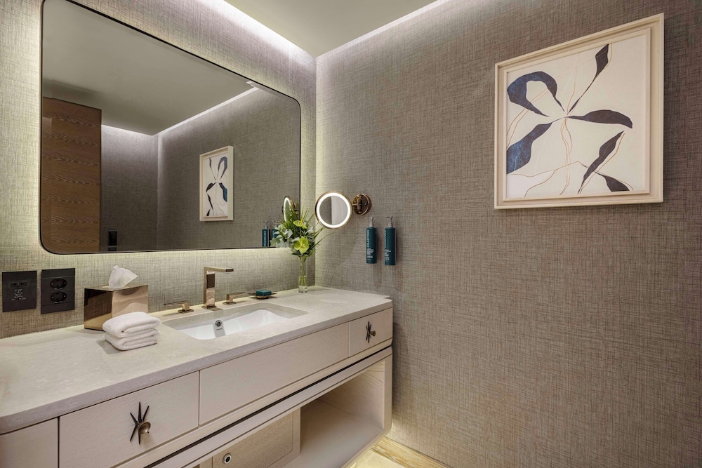 Family Suite, 2 Bedrooms, Sea View thumbnail 6