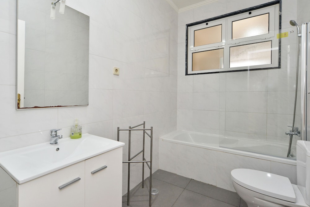 Comfort Double Room, Shared Bathroom photo 2