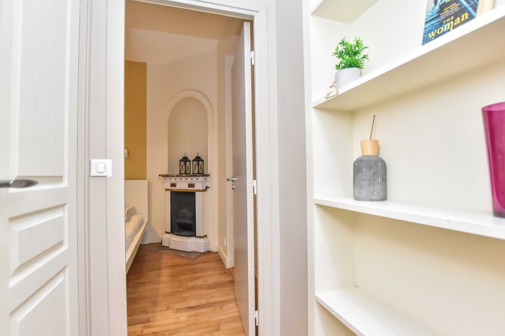 City Apartment photo 2