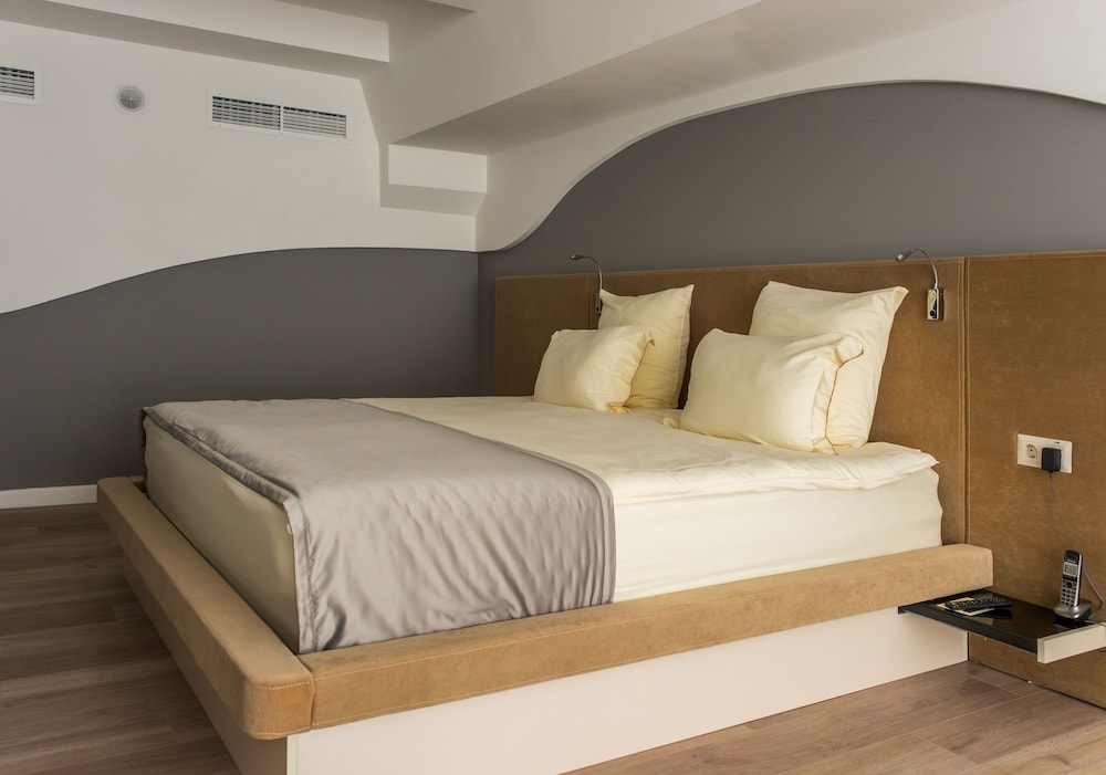 Junior Duplex