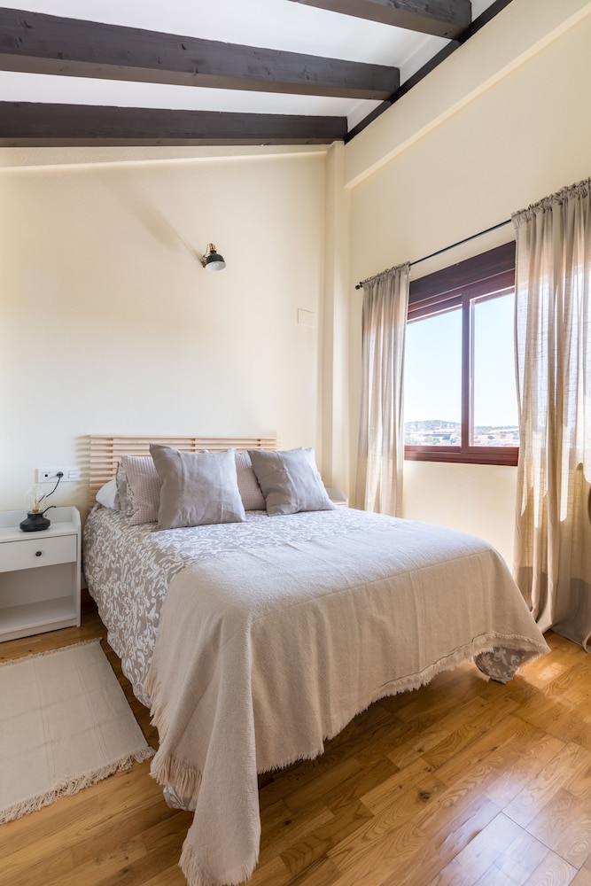 Casa, 2 habitaciones, vista al jardín