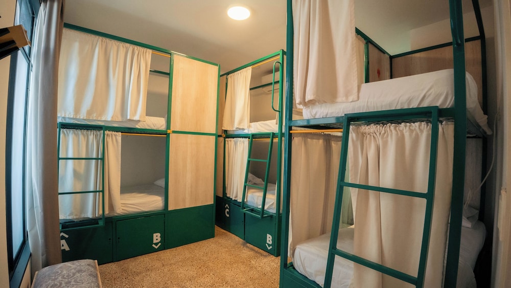Shared Dormitory, Private Bathroom photo 1