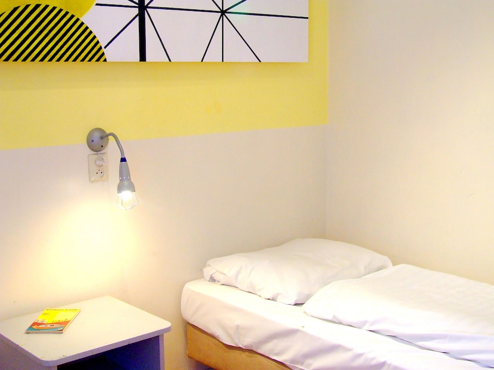 Basic Single Room photo 1