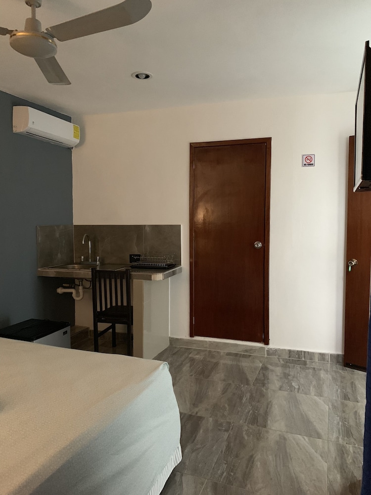 Economy Room photo 1