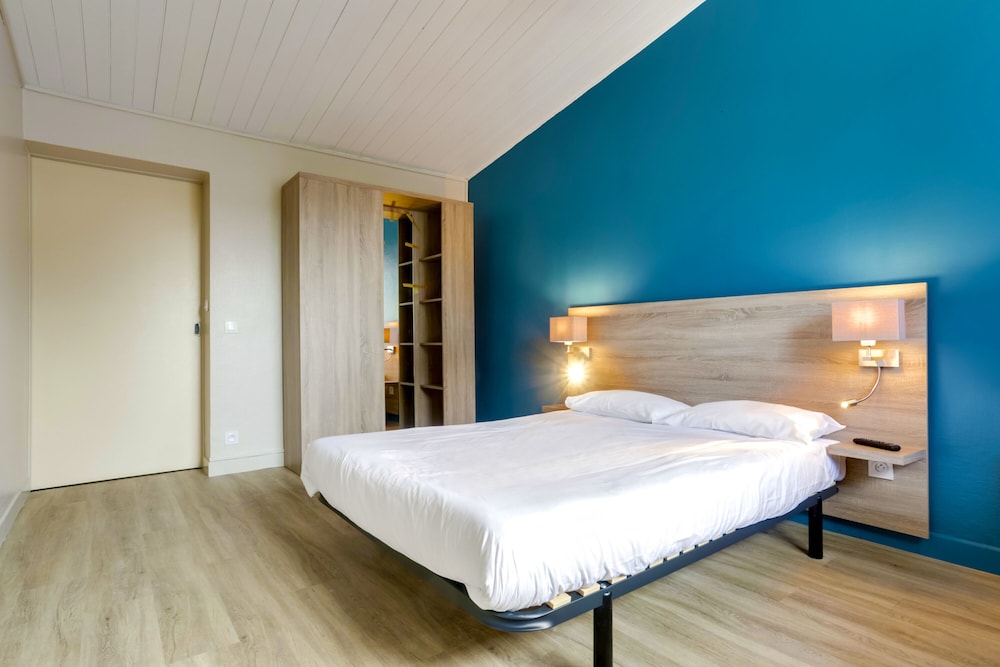 Superior 2-bedroom accommodation photo 3