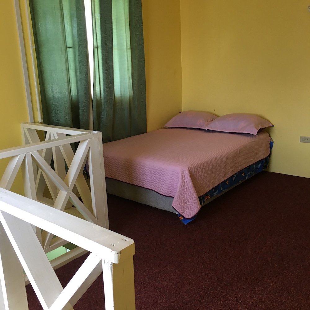Villa, 5 Bedrooms, Kitchen, Beachfront photo 2