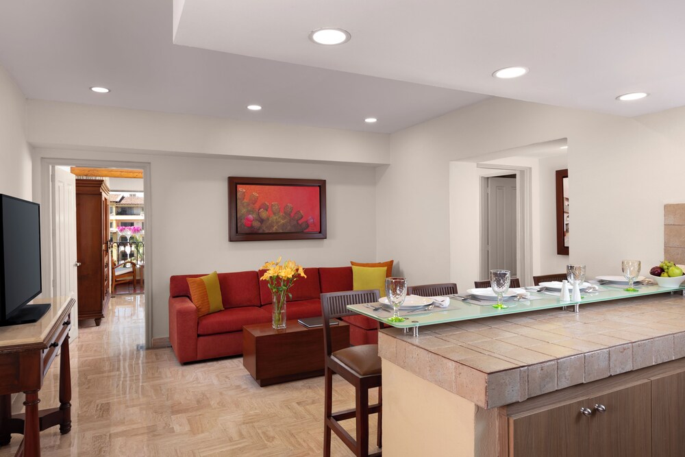 Family Suite, 3 Bedrooms - Photo 6