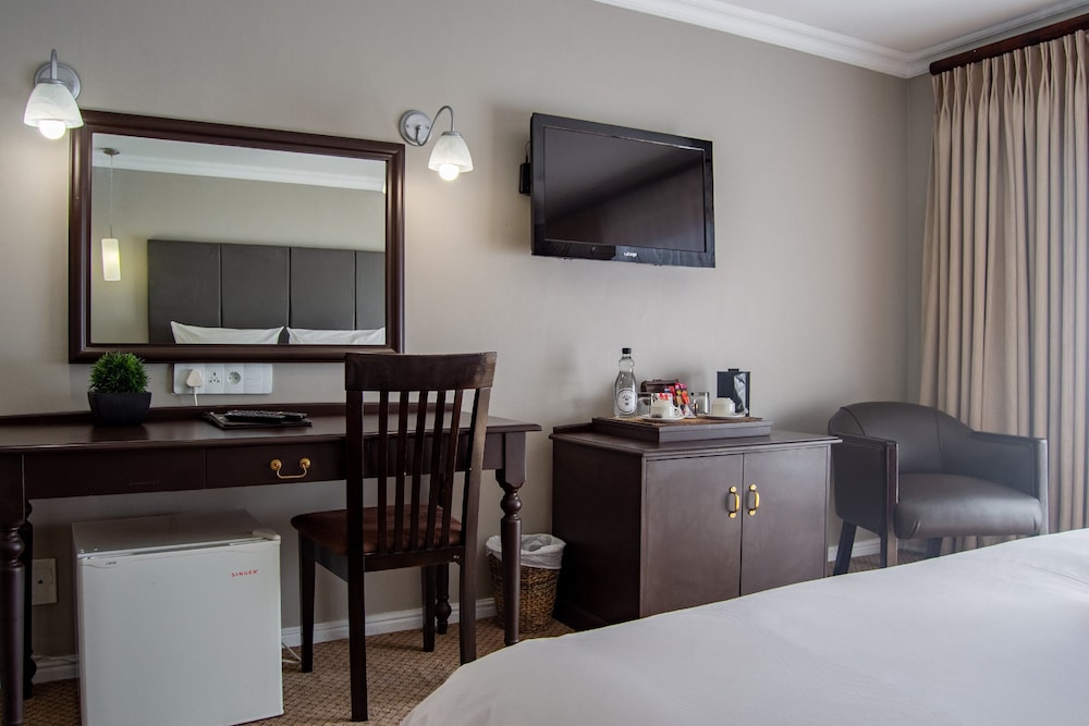 Luxury Suite photo 2