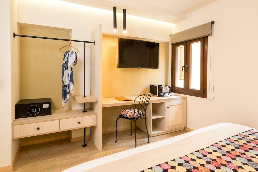 Suite, 2 Bedrooms, Terrace (King Suite)