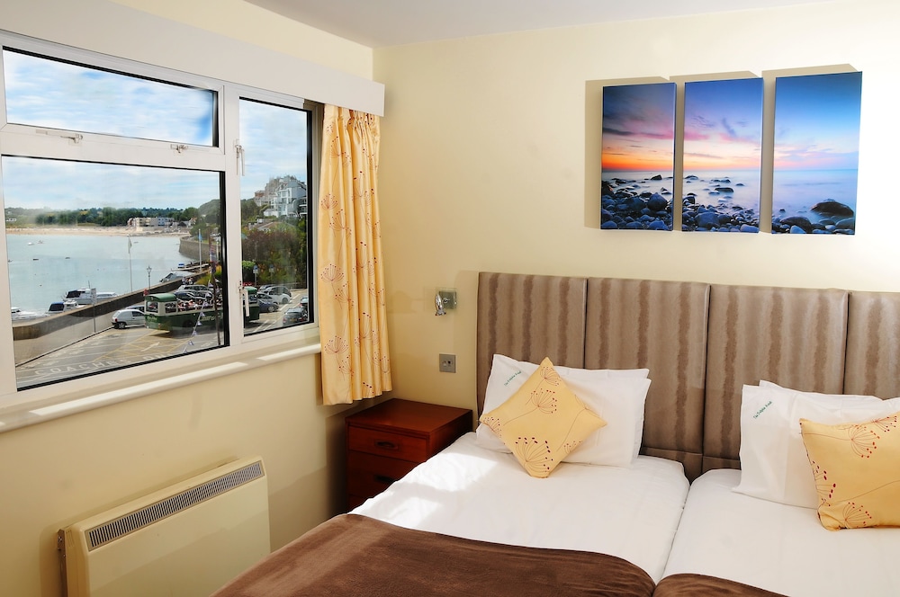Superior Double or Twin Room, 1 Bedroom, Harbor View photo 2