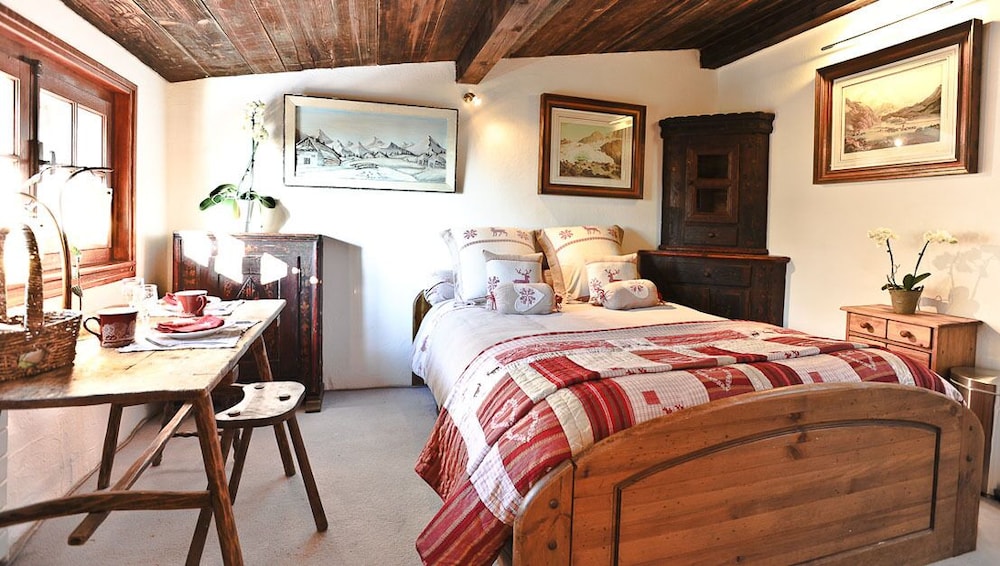 Chambre La Cabuche avec Jacuzzi privatif