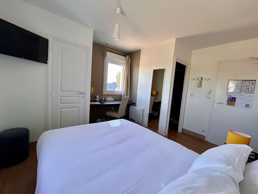 Double Room - Photo 7