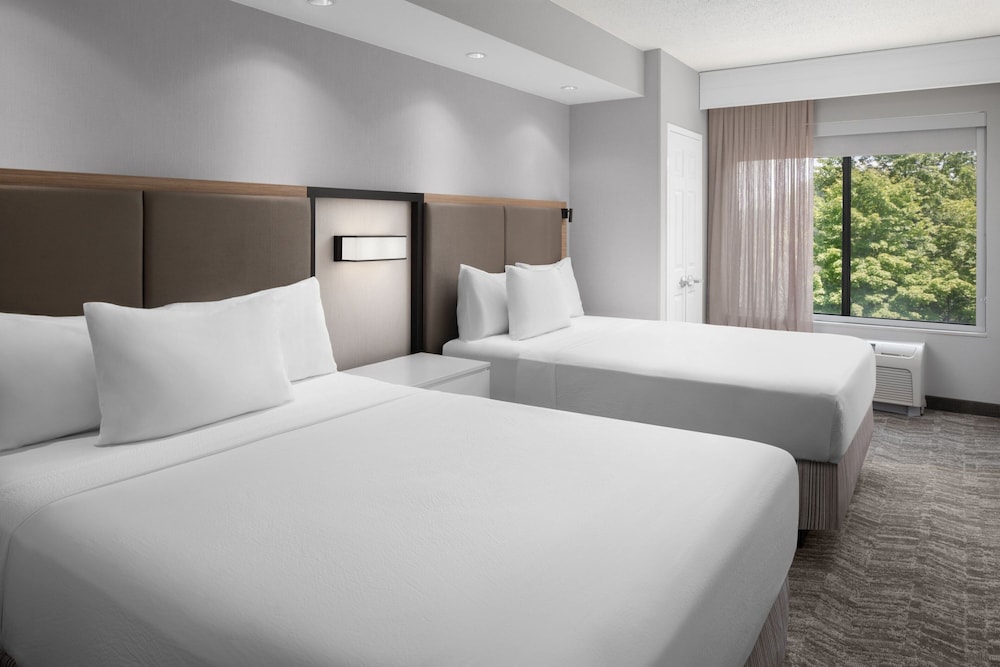 Suite, 2 Queen Beds - Photo 3