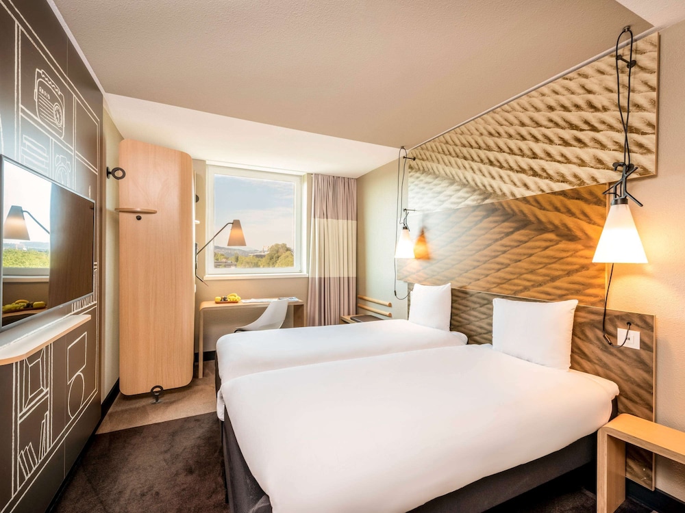 Twin Room, 2 Twin Beds (New Sleep Easy Concept) - Photo 1