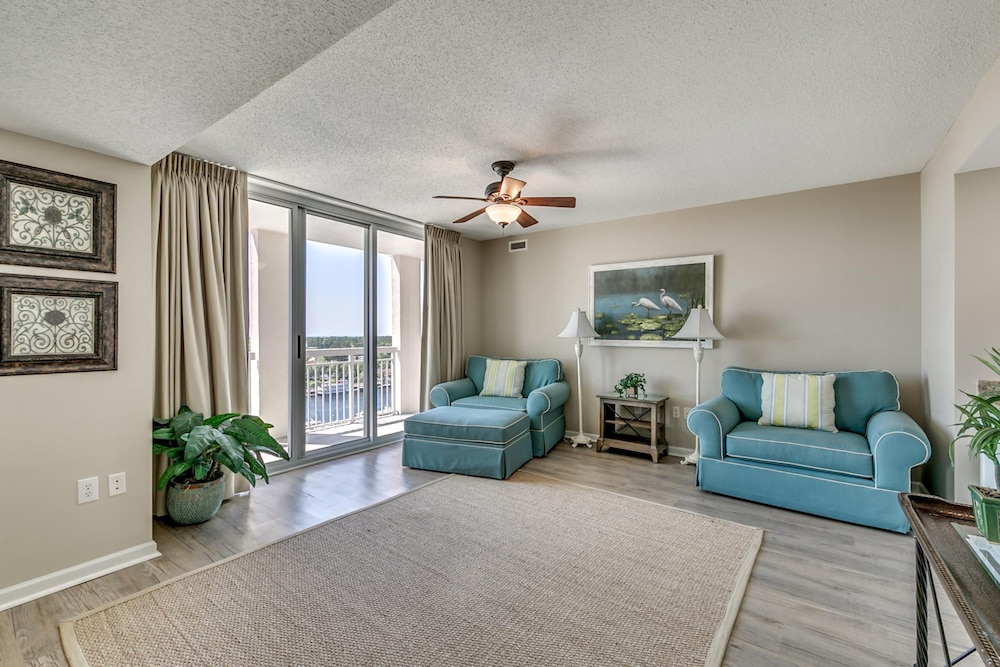 Penthouse, 4 Bedrooms, Non Smoking photo 2