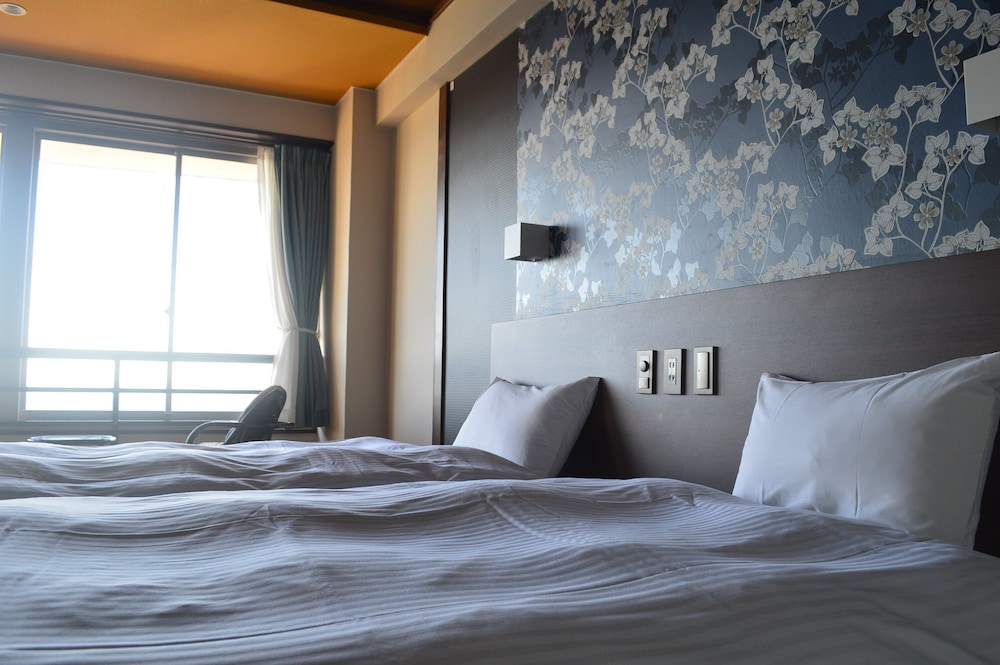 Standard Twin Room, 2 Twin Beds, Non Smoking, Ocean View photo 2