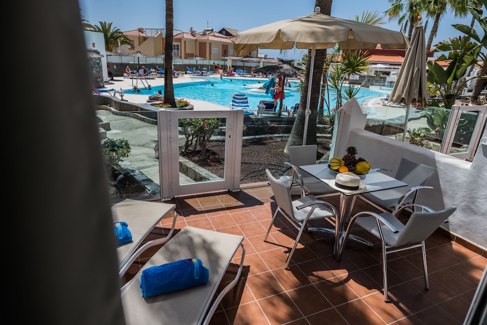 Deluxe Apartment, 1 Bedroom, Pool View
