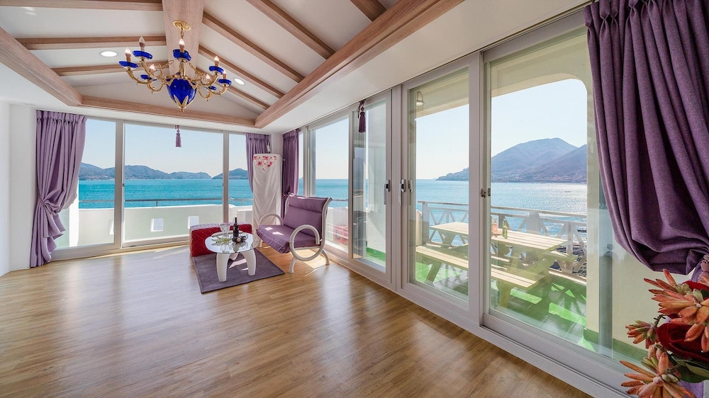 Basic Room, 1 Bedroom (Turandot 202 (Ocean view)) photo 3