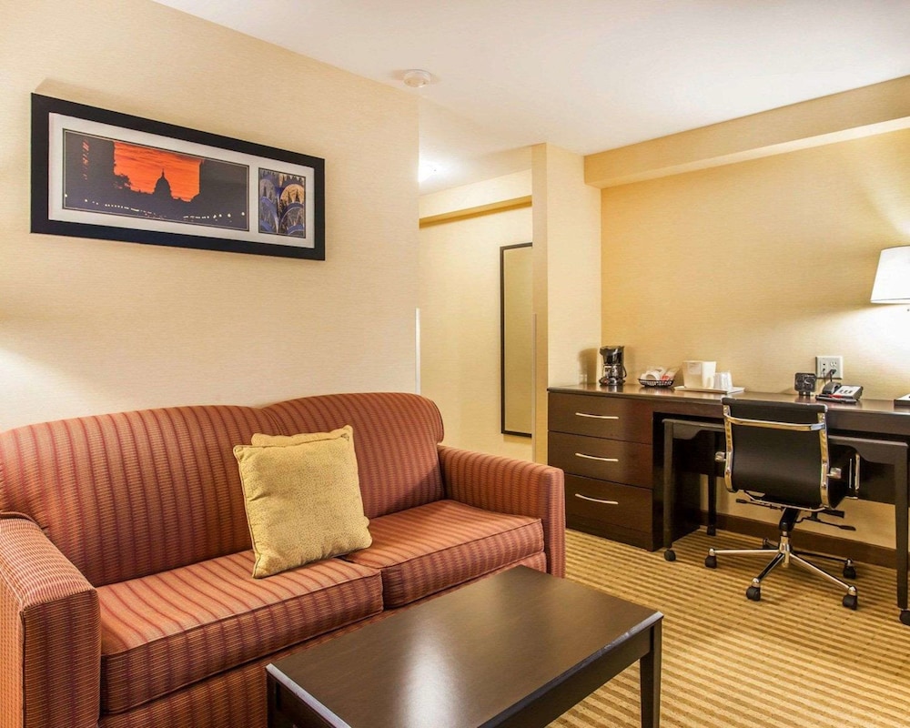 Suite, Non Smoking - Photo 6