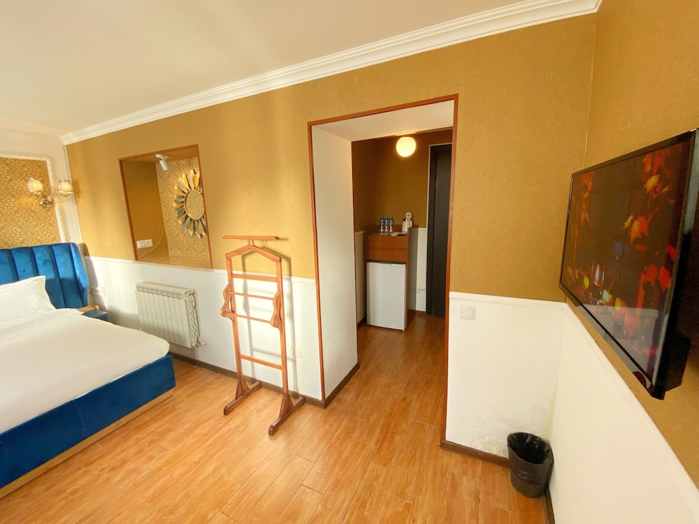Comfort Triple Room photo 2