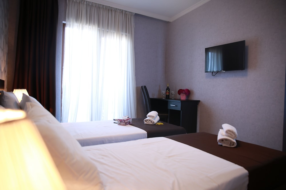 Comfort Twin Room, Courtyard View photo 2