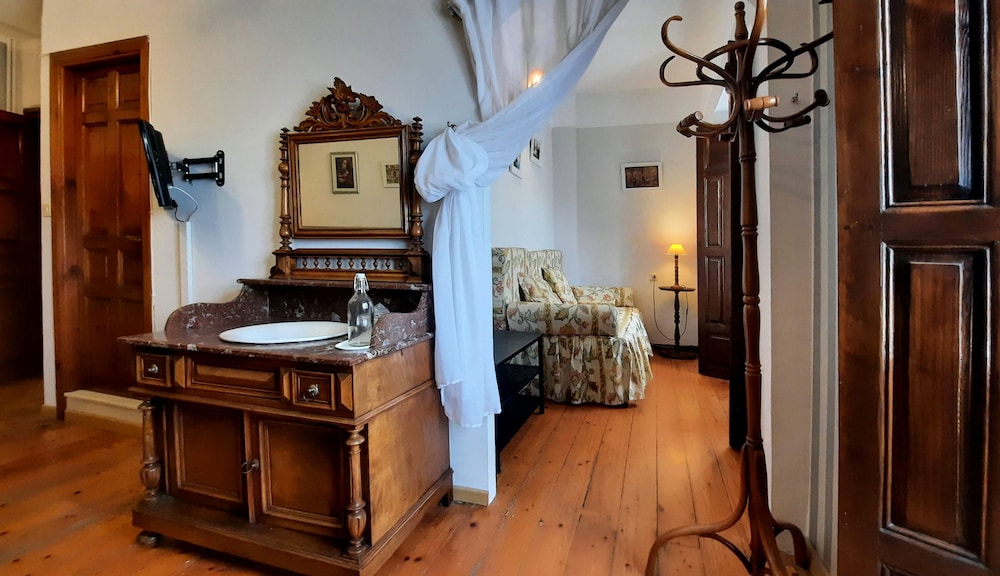 Traditional Double Room photo 3
