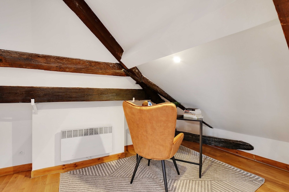 Apartment photo 3