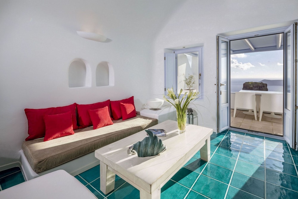 Suite, Private Pool - Photo 8