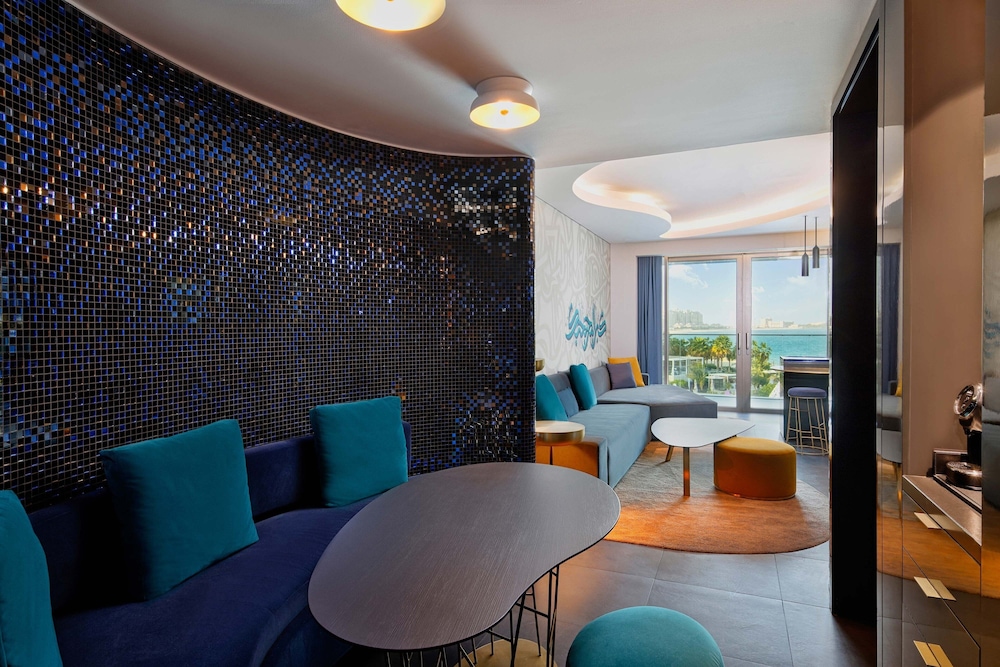 Family Suite, 2 Bedroom Family Suite, 1 King, 2 Double, Palm Jumeirah View