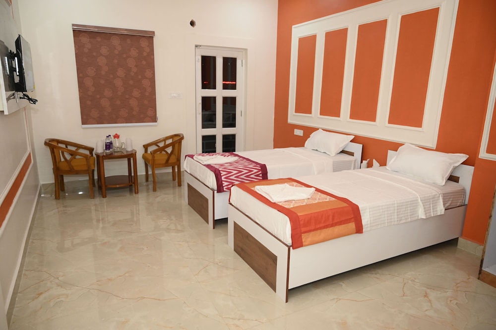 Deluxe Double or Twin Room, 1 Bedroom, Garden View photo 3