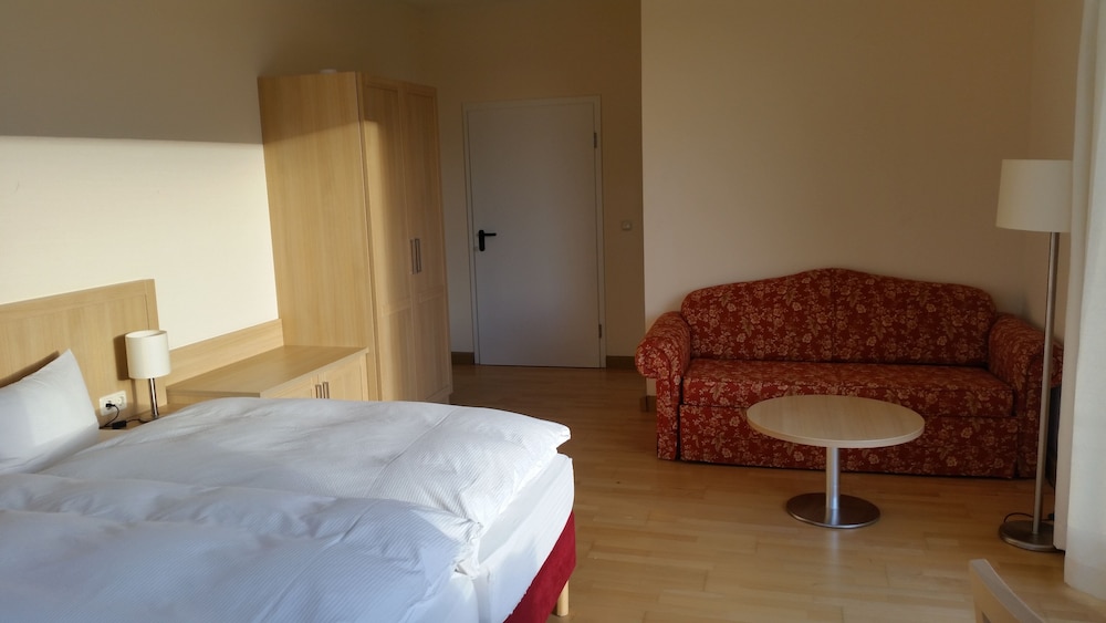 Triple Room - Photo 1