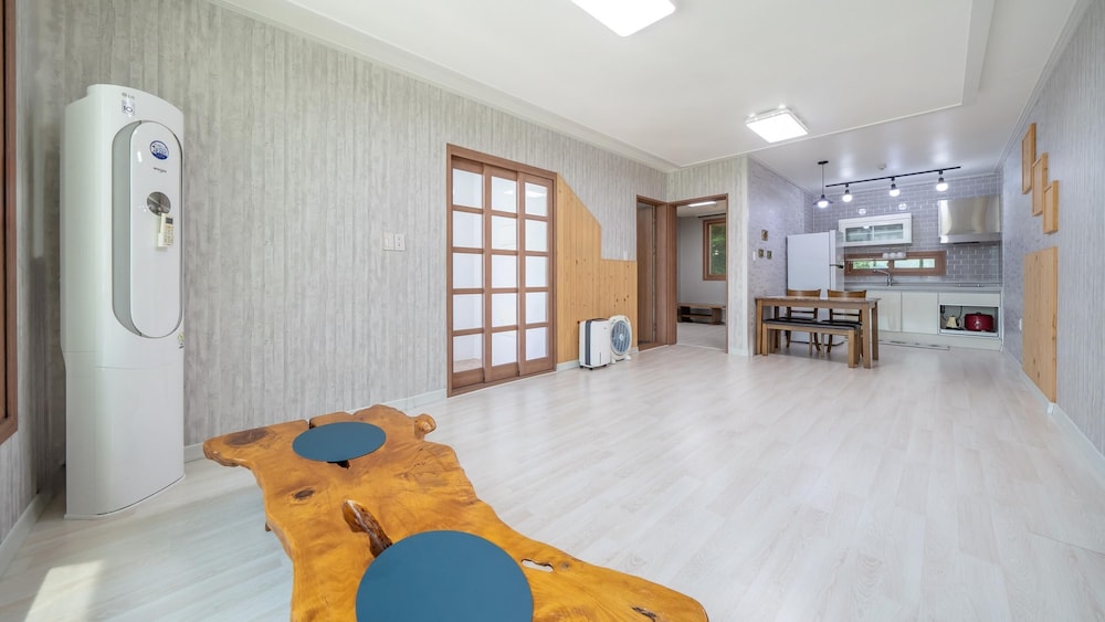 Basic Room, 1 Bedroom (F2) photo 2