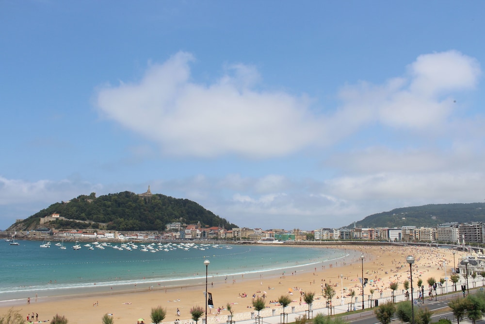 Luxury Studio Suite, 1 Bedroom, Ocean View, Beachfront
